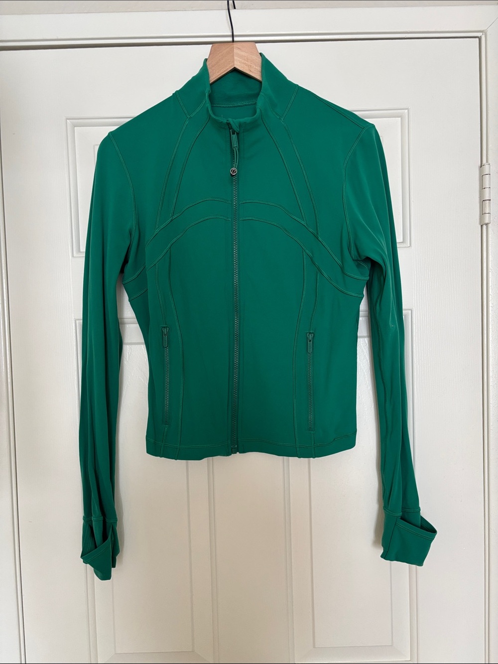 Lululemon cropped define jacket - size 10